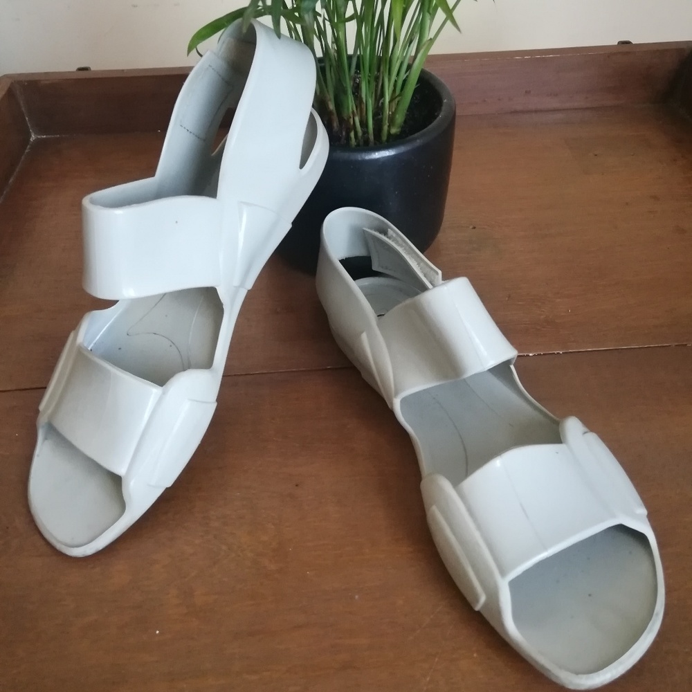 Marni rubber jelly sandals with velcro strap